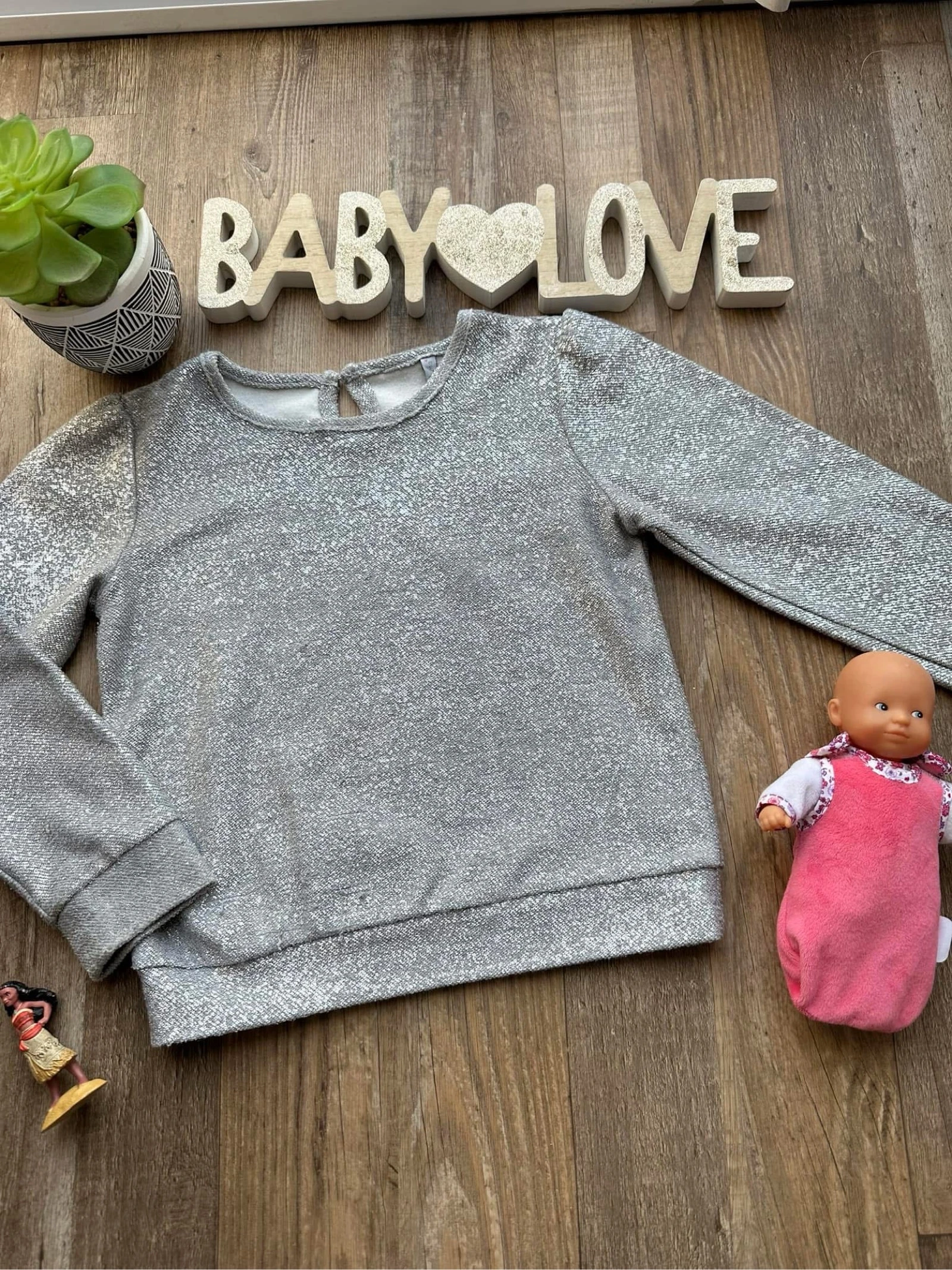 âš Pull pailletĂ© Charlie & Prune â 6 ans â TrĂšs bon Ă©tat
